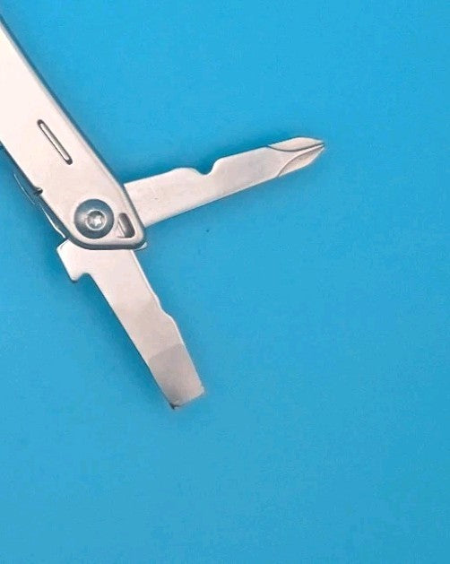 Leatherman Sidekick Multi-Tool, Knife, Pliers, Saw, Stainless!