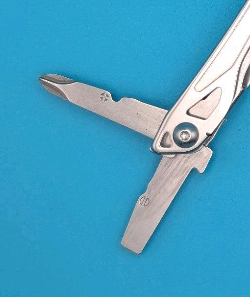 LEATHERMAN WINGMAN MULTI-TOOL! FAST SHIPPING!