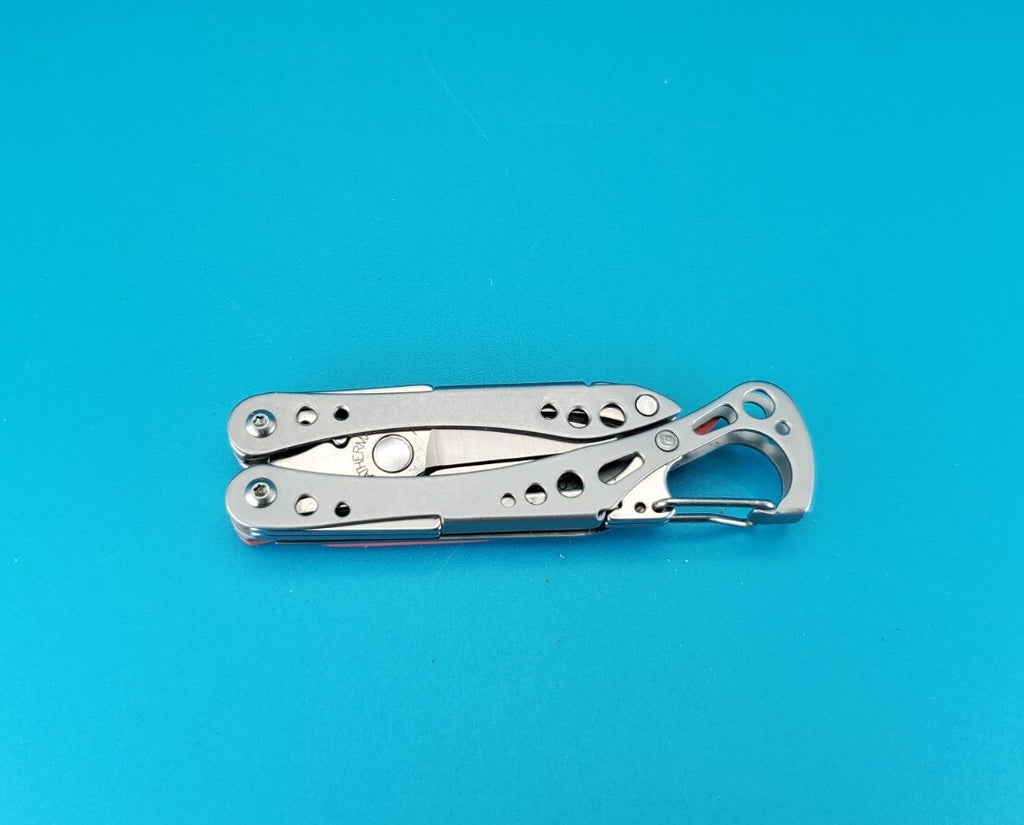 Rare Early Retired PINK Leatherman Style CS Multitool, Cancer Foundation