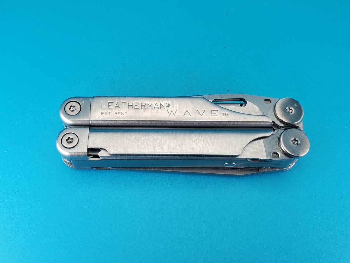 Leatherman Wave Original Vintage Retired, Dated 0400 (APR, 2004) EXCELLENT!