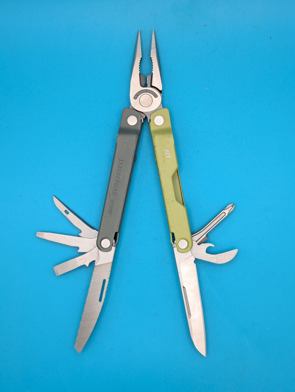 LEATHERMAN Bond Knife Multi Tool! *AEF*