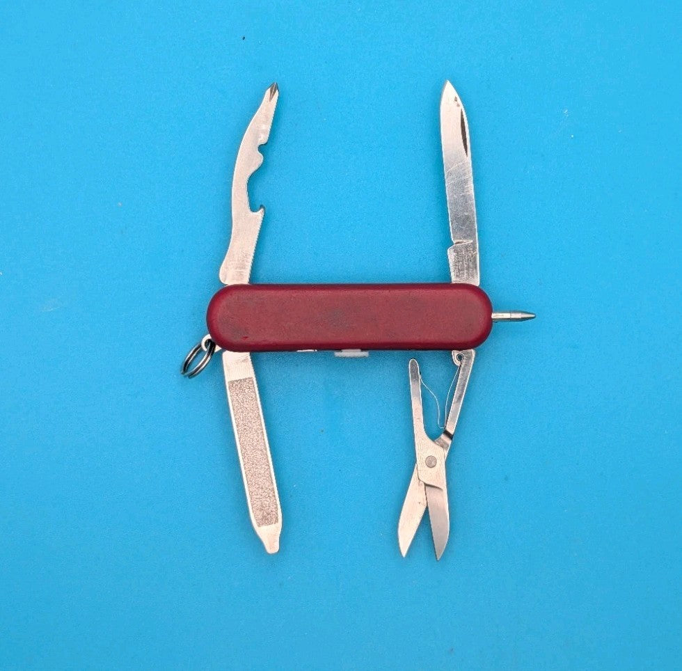Victorinox Midnite Manager Swiss Army Knife Multi Tool! RED LED!