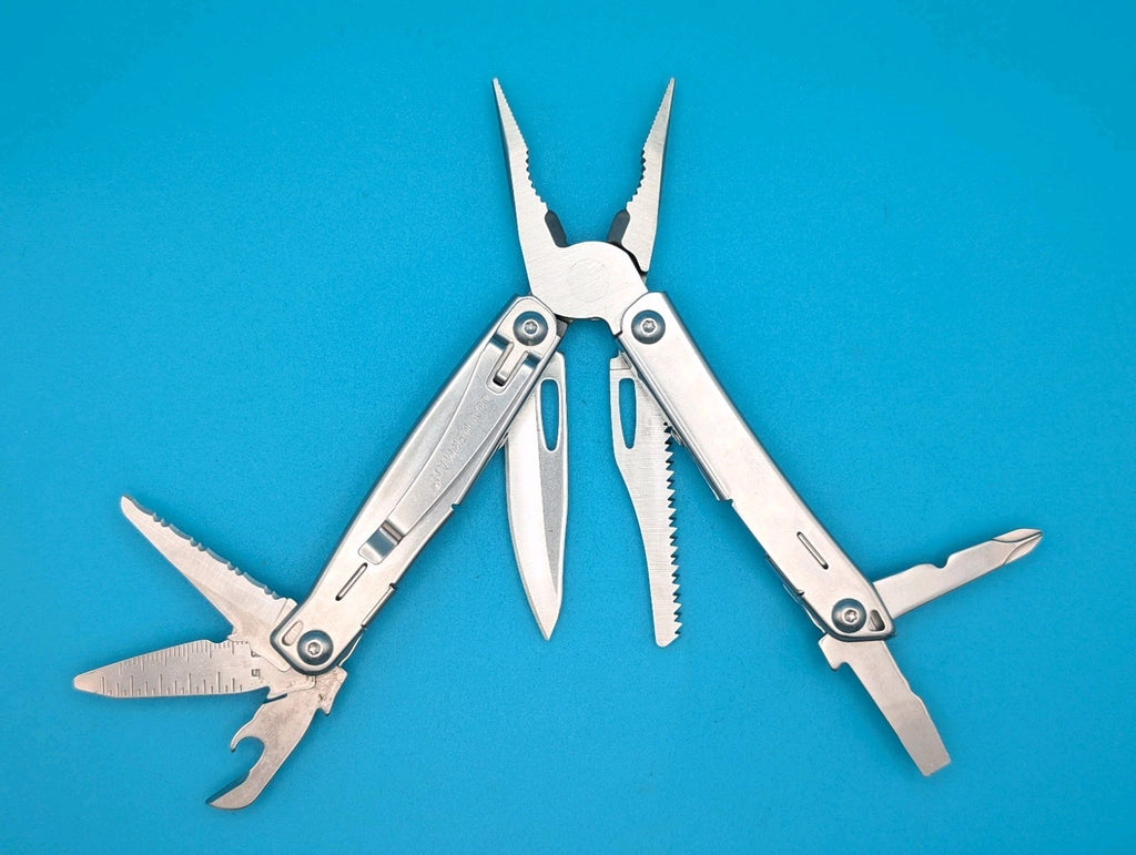 Leatherman Sidekick Multi-Tool, Knife, Pliers, Saw, Stainless!