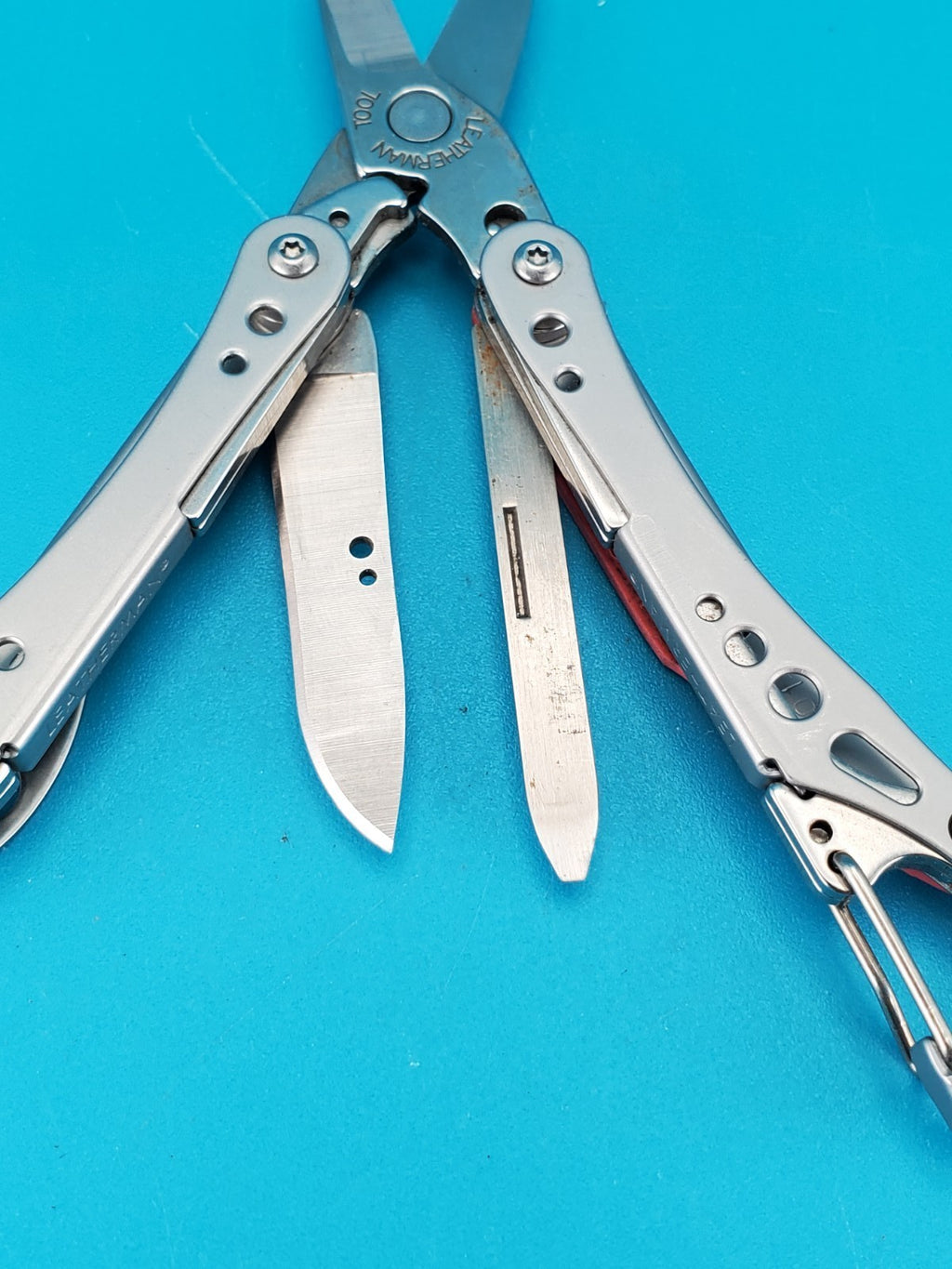 Rare Early Retired PINK Leatherman Style CS Multitool, Cancer Foundation