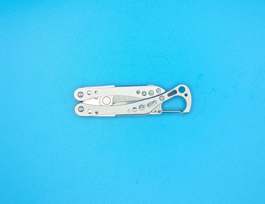 Leatherman Style CS Red Multi-Tool! FAST SHIPPING!