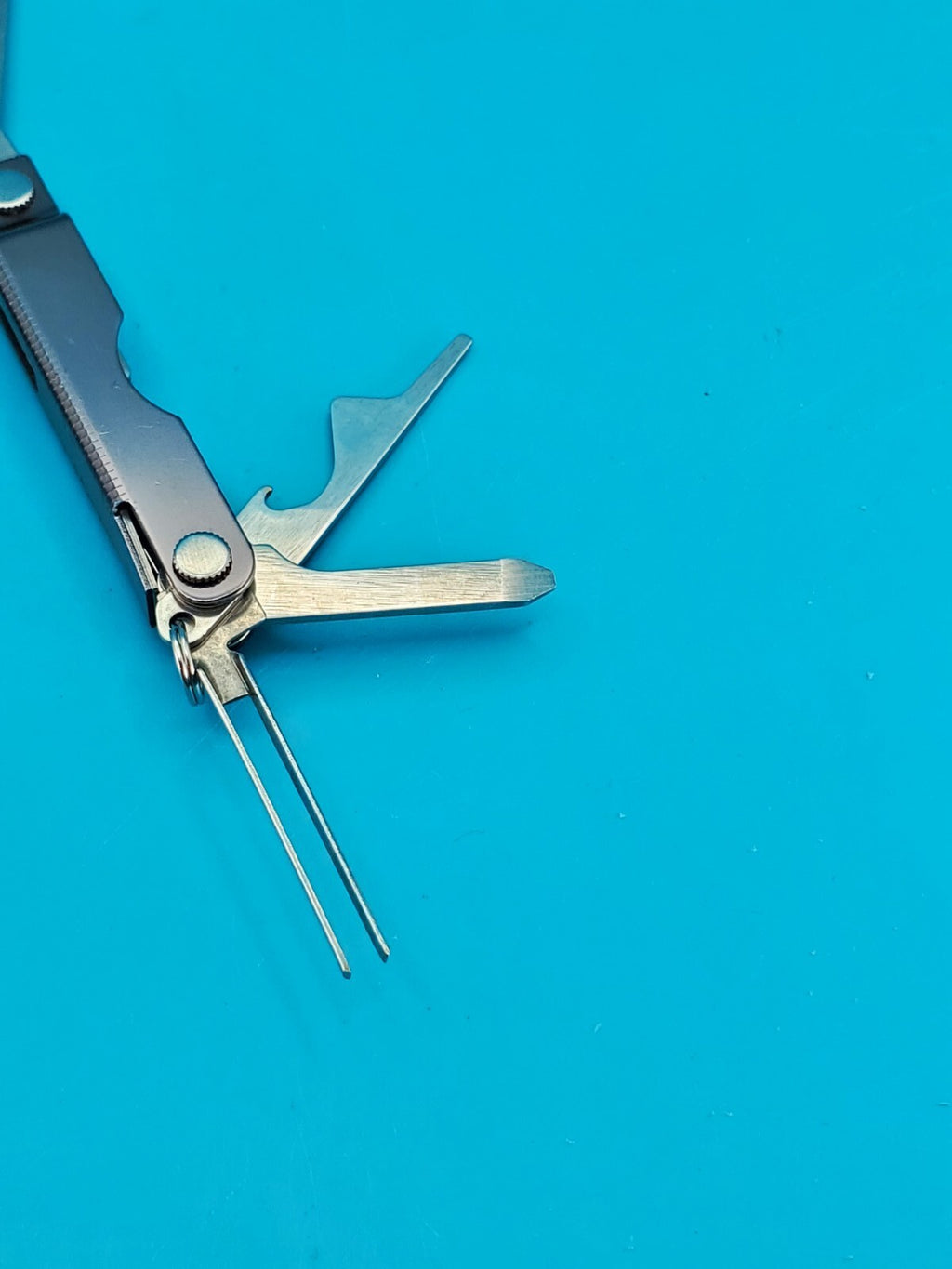 Leatherman Micra Multi-Tool, Knife, Scissors, Key Ring, Gray! *SOF GLSS*