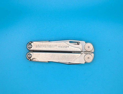 Leatherman Wave Multi Tool, Stainless, Retired with Sheath