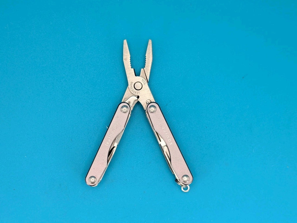 Leatherman Squirt P4 Multi-Tool, Key Ring, Retired, GRAY!