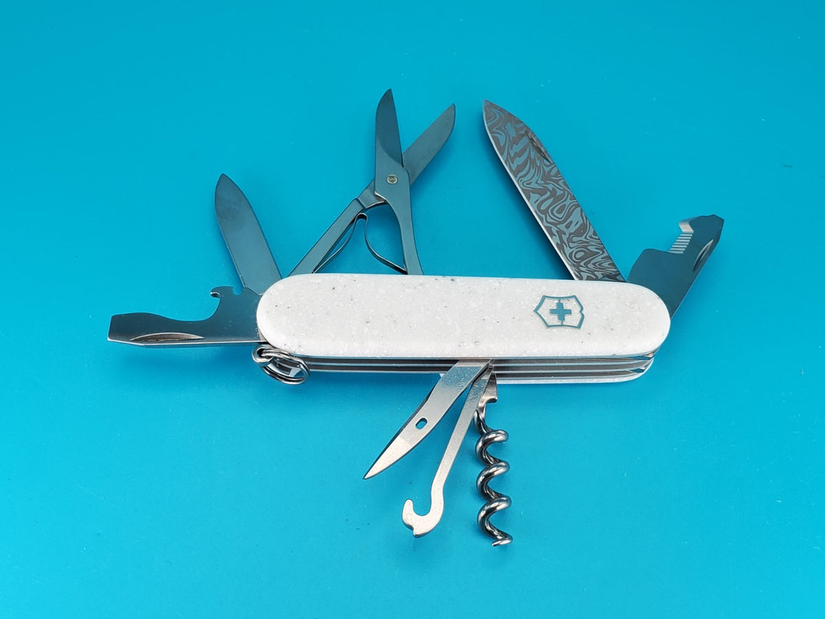 2025 Victorinox Companion Corian Handle Damast Blade Swiss Army Knife #4790/7000