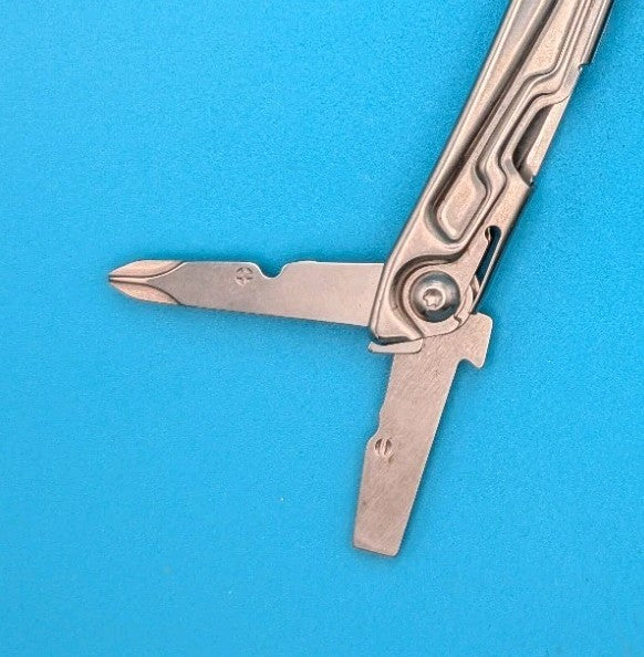 Leatherman Rev 3.8" Multi-Tool, Stainless!
