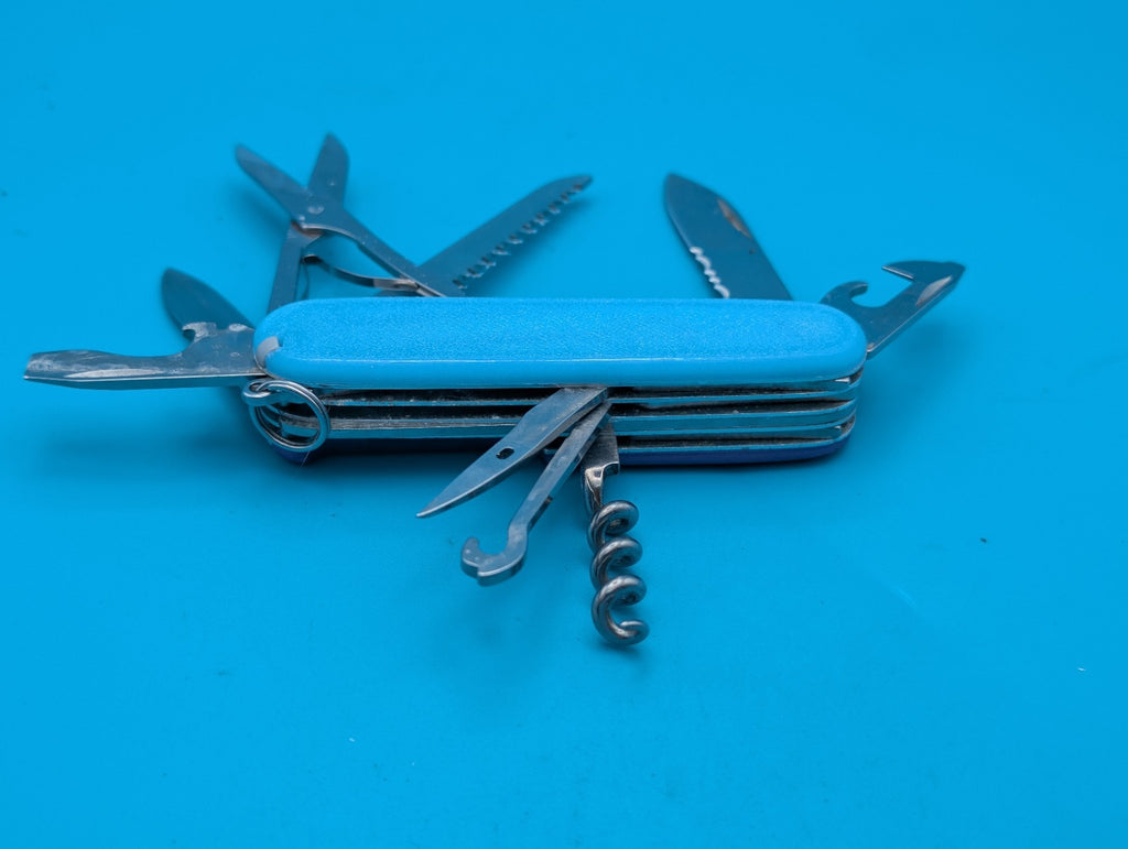 Rare Vintage Custom Victorinox Rainier Blue & Purple Swiss Army Knife!