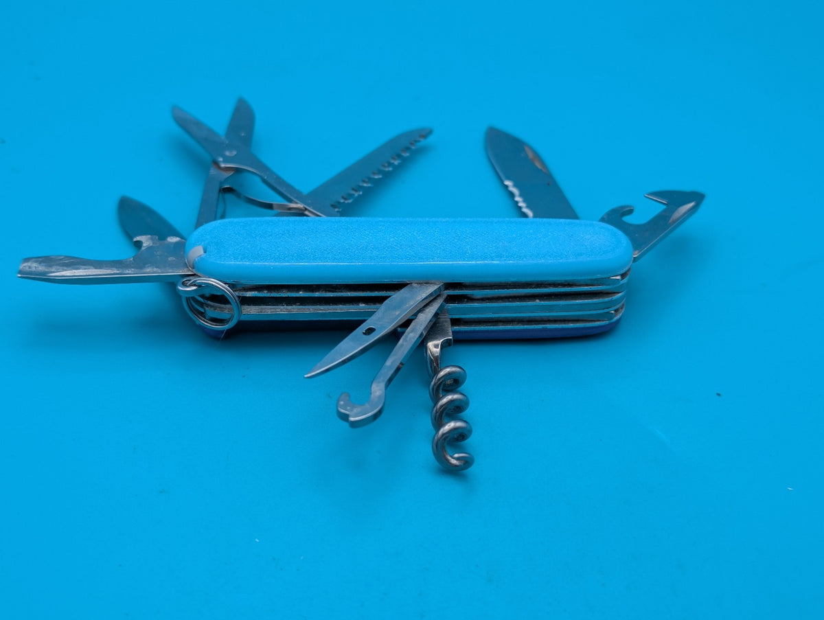 Rare Vintage Custom Victorinox Rainier Blue & Purple Swiss Army Knife!