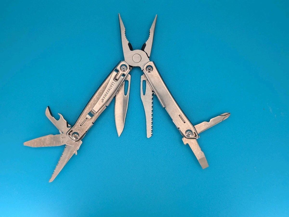 Leatherman Sidekick Multi-Tool, Knife, Pliers, Saw, Stainless! With Sheath!