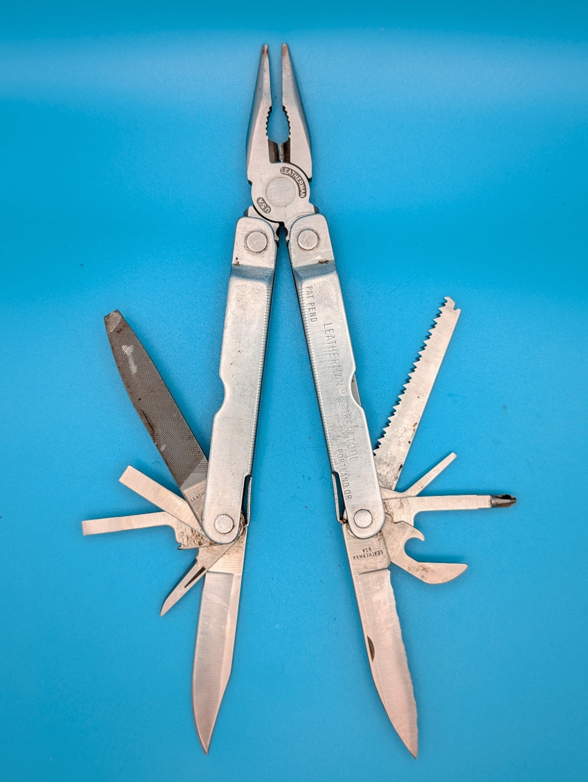 LEATHERMAN Super TOOL Multi Function Tool PLIERS, Stainless! 10/95 DATE