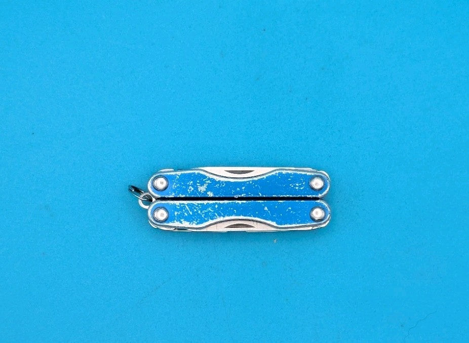 Leatherman Squirt S4 Multi-Tool, Key Ring, Retired, BLUE!