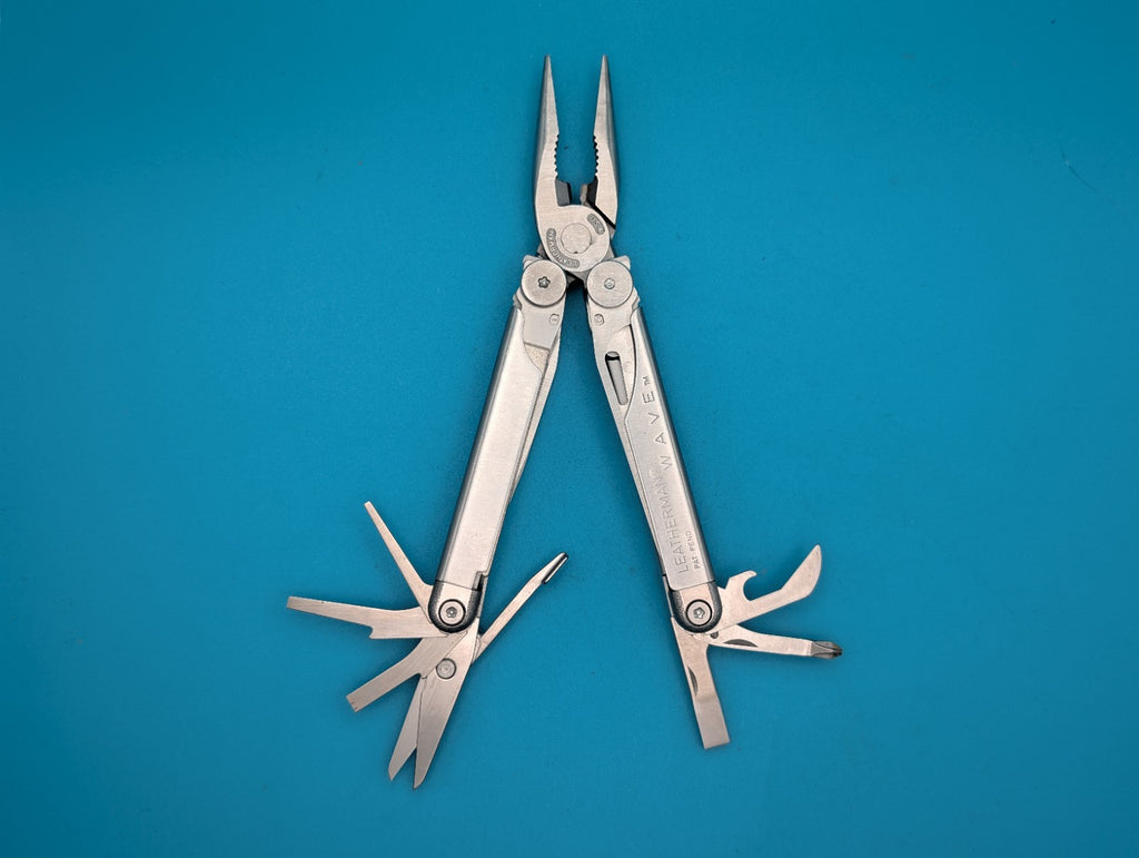Leatherman Wave Original Vintage Retired, Dated 0799 (Aug, 1999)