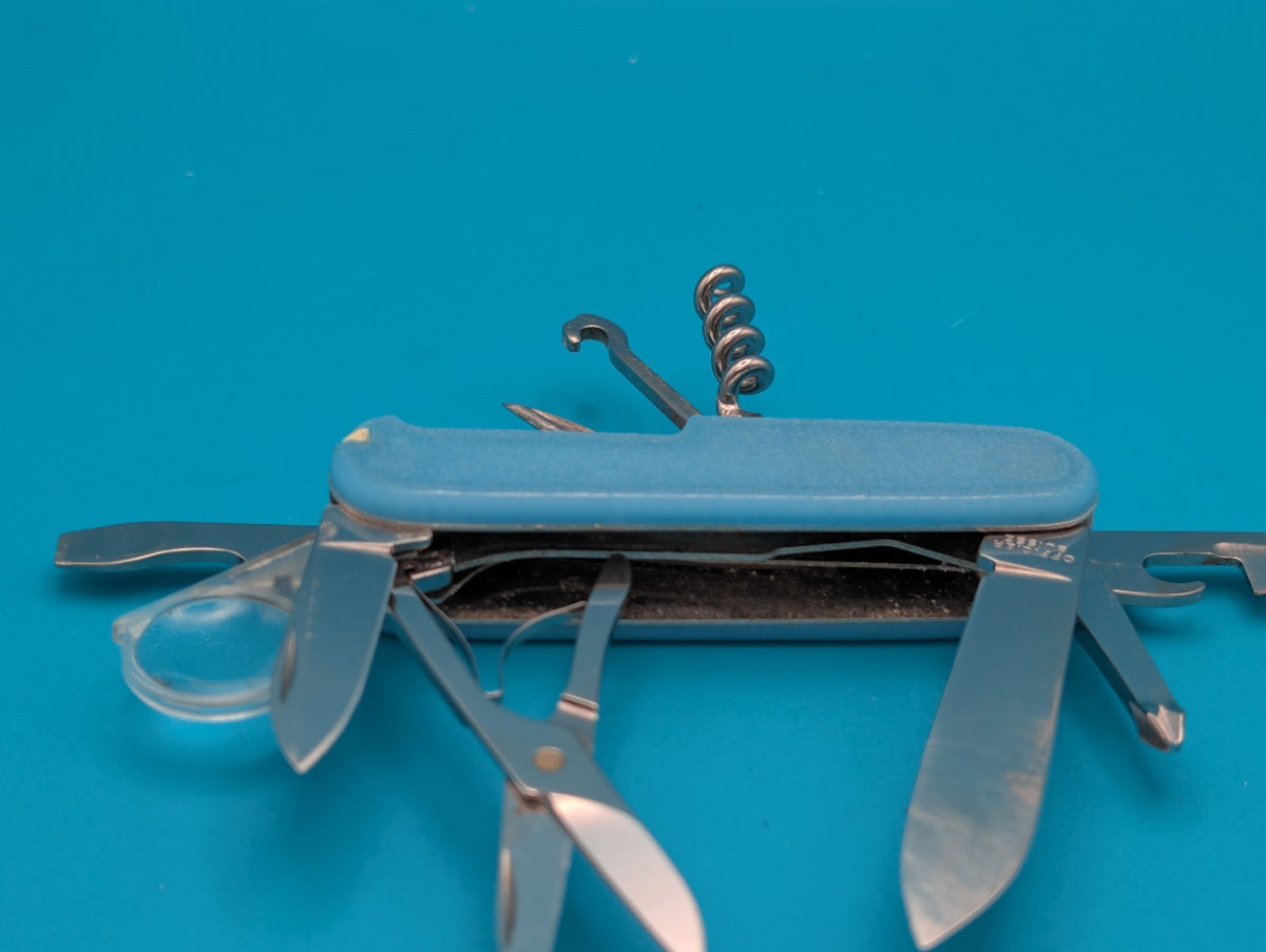 CUSTOM VICTORINOX EXPLORER BLUE GLOW IN THE DARK SWISS ARMY KNIFE!