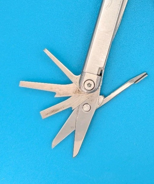 Vintage Leatherman Wave Original Multi Tool! , Dated 0301 (MAR, 2001)