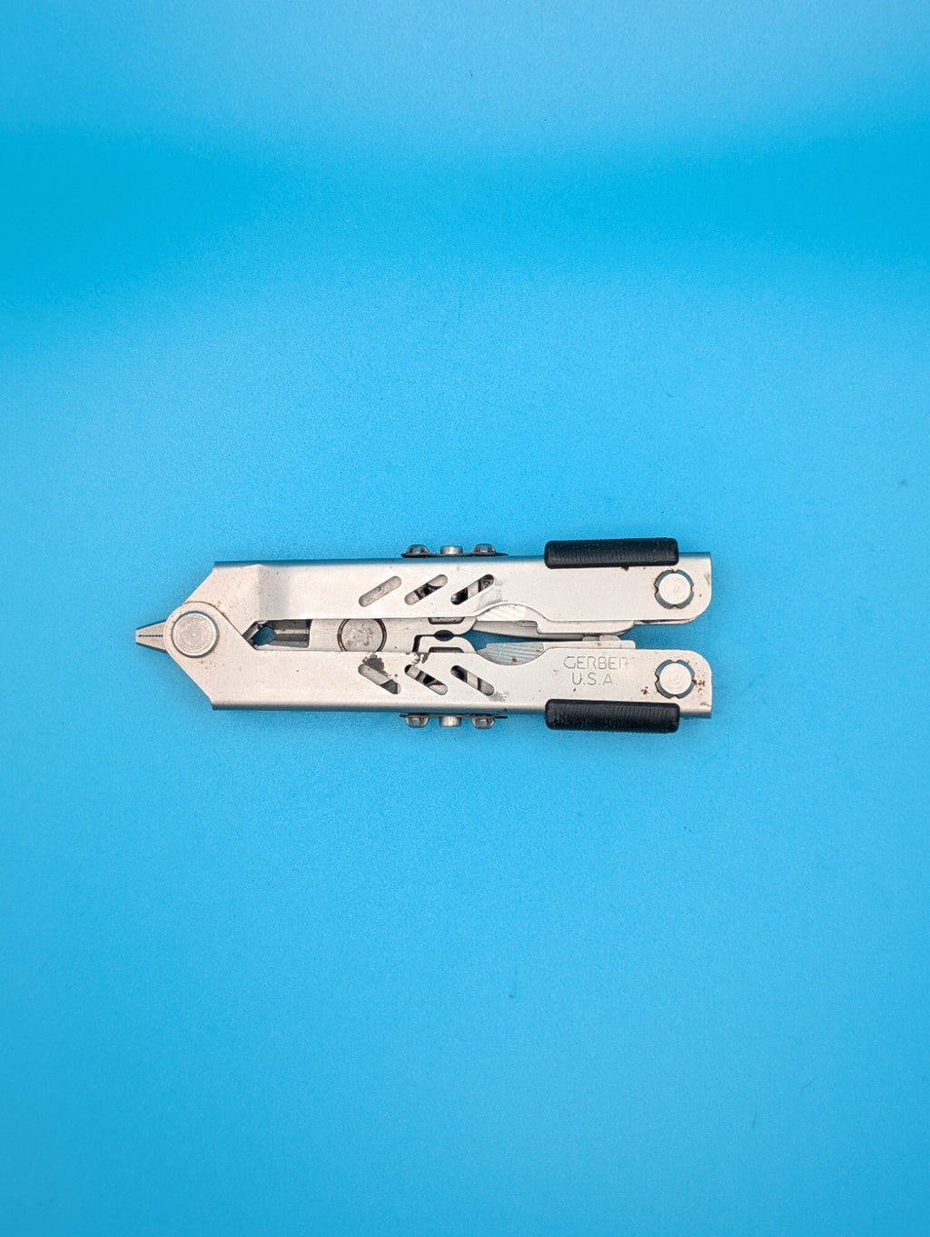 Gerber MP400 Compact Multitool Stainless Steel! USED/SOME RUST