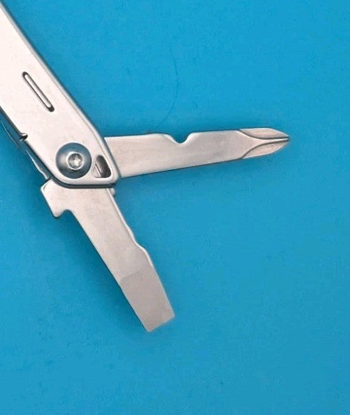 LEATHERMAN WINGMAN MULTI-TOOL! FAST SHIPPING!