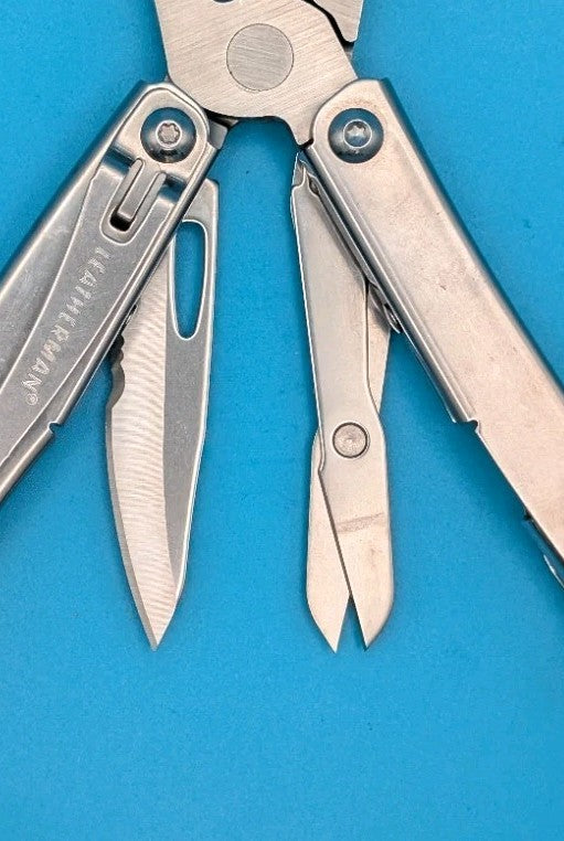 LEATHERMAN WINGMAN MULTI-TOOL! FAST SHIPPING!