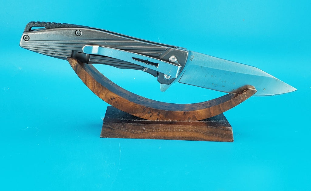 Camillus D2 Steel Flipper Open Pocket Knife!