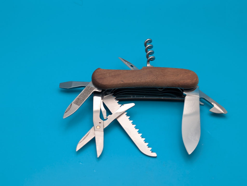 Victorinox Delemont EvoWood 17 85mm Swiss Army Knife Multi-Tool!