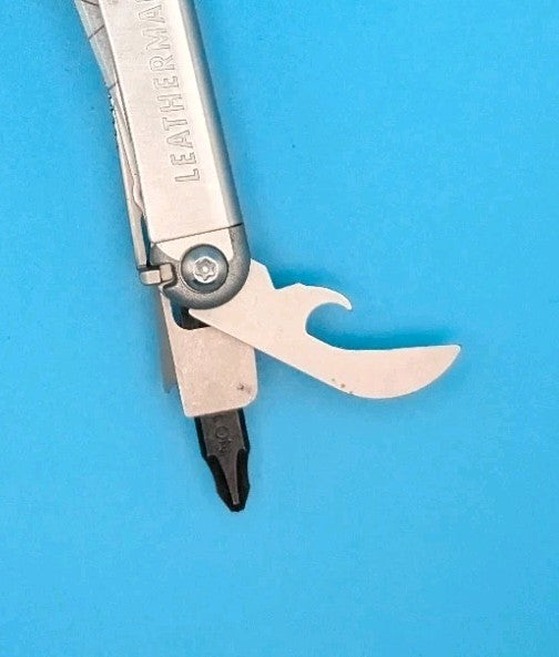 Leatherman Wave Plus Multi-Tool, Jessie Bentley