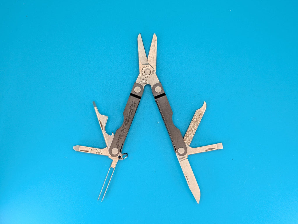 Leatherman Micra Multi-Tool, Knife, Scissors, Key Ring, Gray!