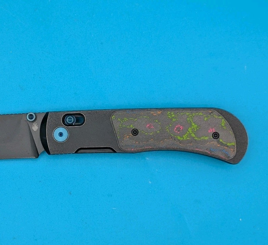Kizer Tycho AZO M390 Blade Steel, Titanium Frame, 80’s Camo Carbon Handle