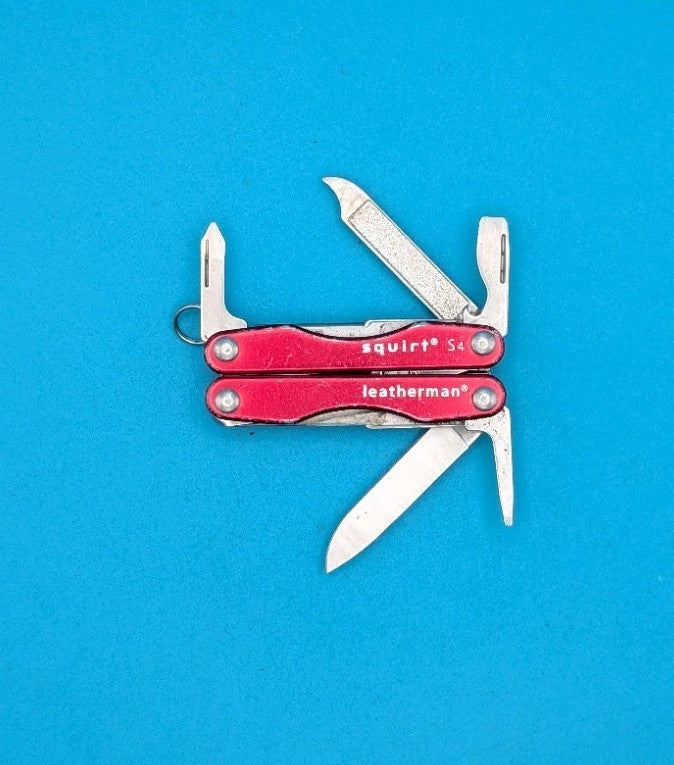 Leatherman Squirt S4 Multi-Tool, Key Ring, Retired, RED!