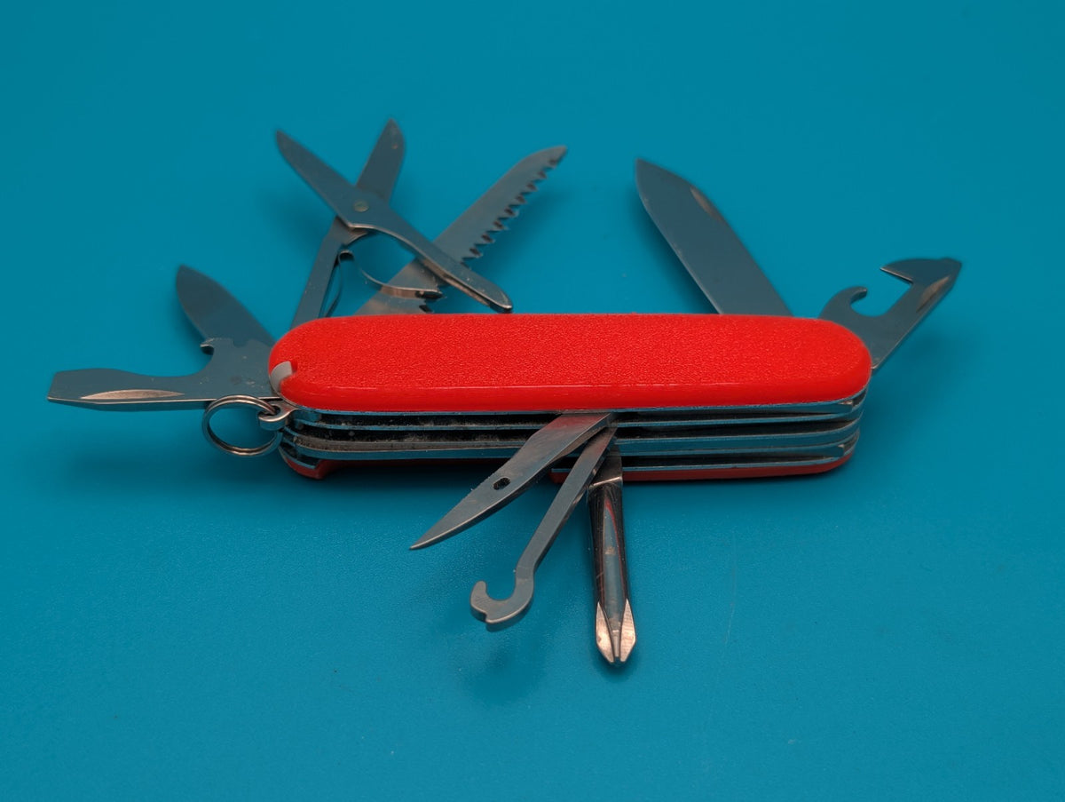 CUSTOM VICTORINOX FIELDMASTER GLOW IN THE DARK SWISS ARMY KNIFE MULTI TOOL!