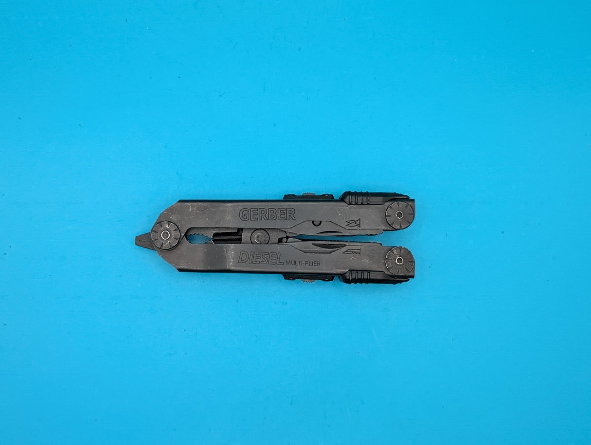 Gerber Diesel Multi Plier Black Multi-Tool!