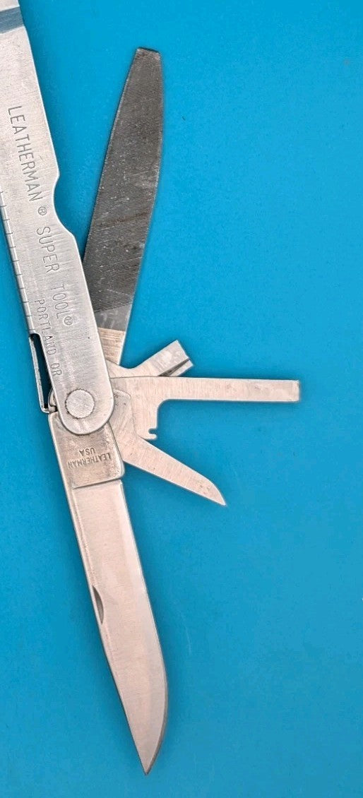 LEATHERMAN Super TOOL Multi Function Tool PLIERS, Stainless! 01/99 DATE