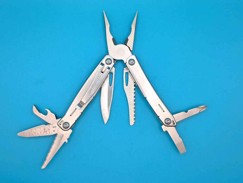Leatherman Sidekick Multi-Tool, Knife, Pliers, Saw, Stainless! With Sheath!