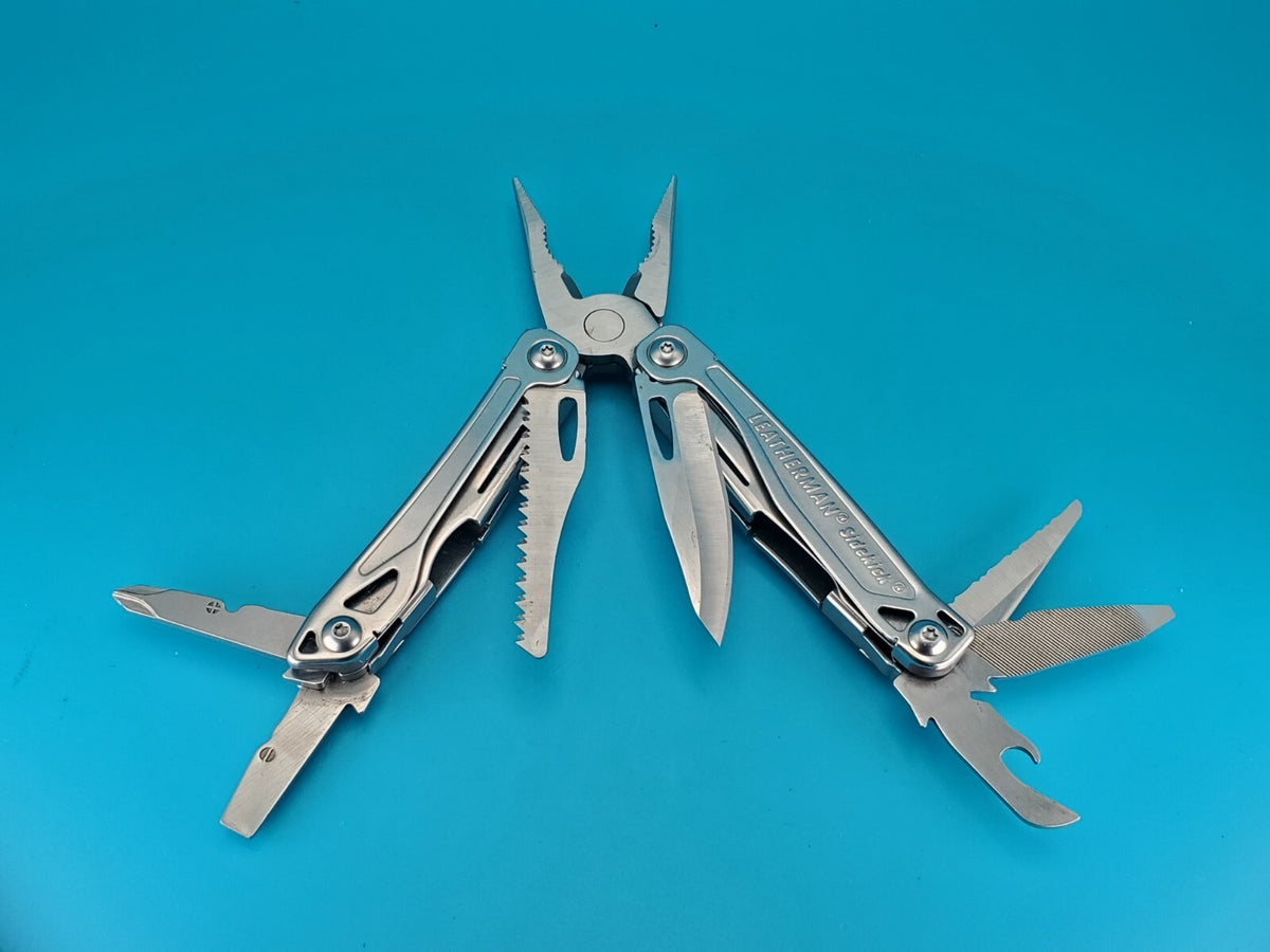 Leatherman Sidekick Multi-Tool, Knife, Pliers, Saw, Stainless! WITH SHEATH!
