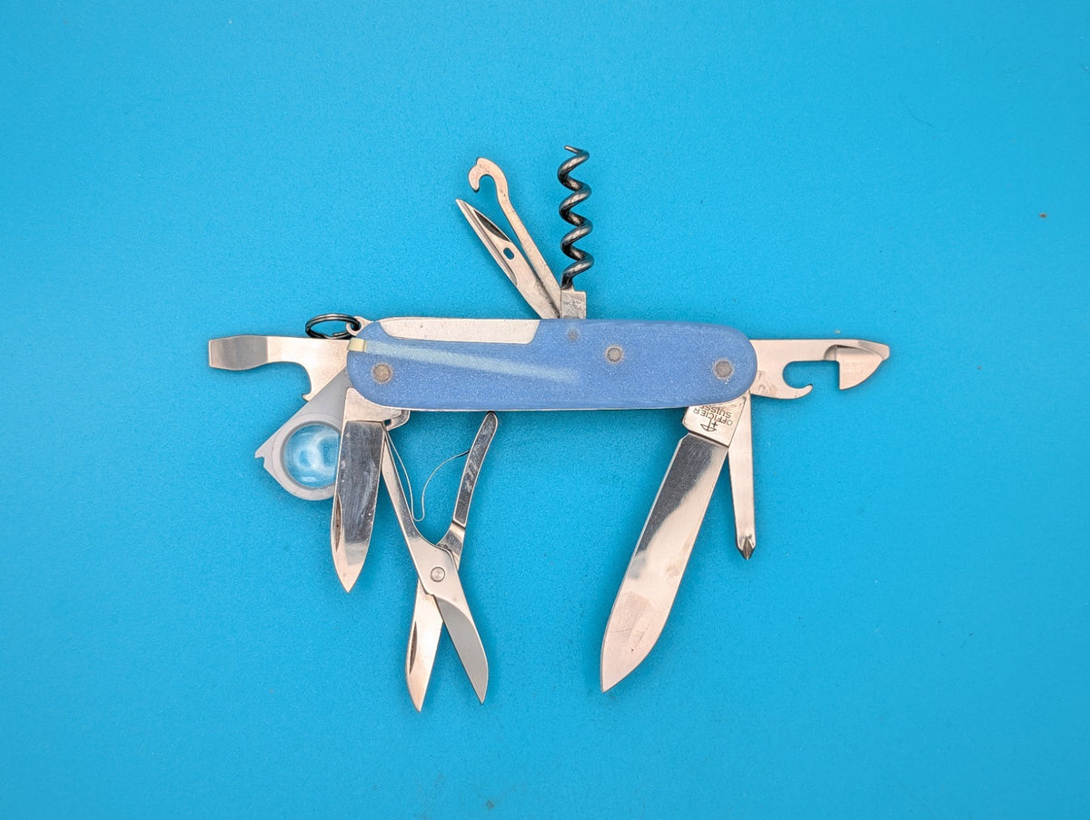 CUSTOM VICTORINOX EXPLORER GLOW IN THE DARK SWISS ARMY KNIFE MULTI TOOL! 91mm
