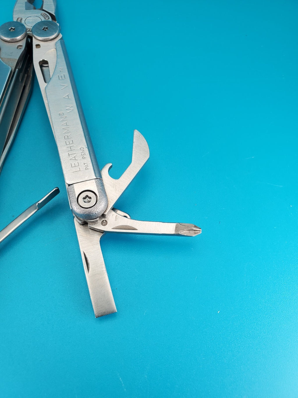 Leatherman Wave Original Vintage Retired, Dated 05/00 (JUN, 2000) WITH SHEATH!