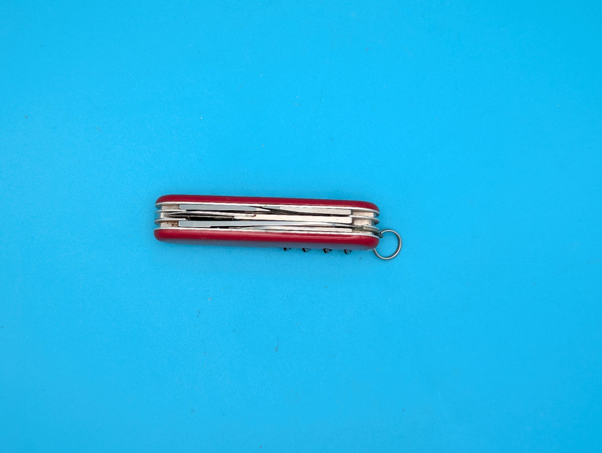 Vintage Victorinox 84mm Small Climber Swiss Army Knife Multi Tool! Red!