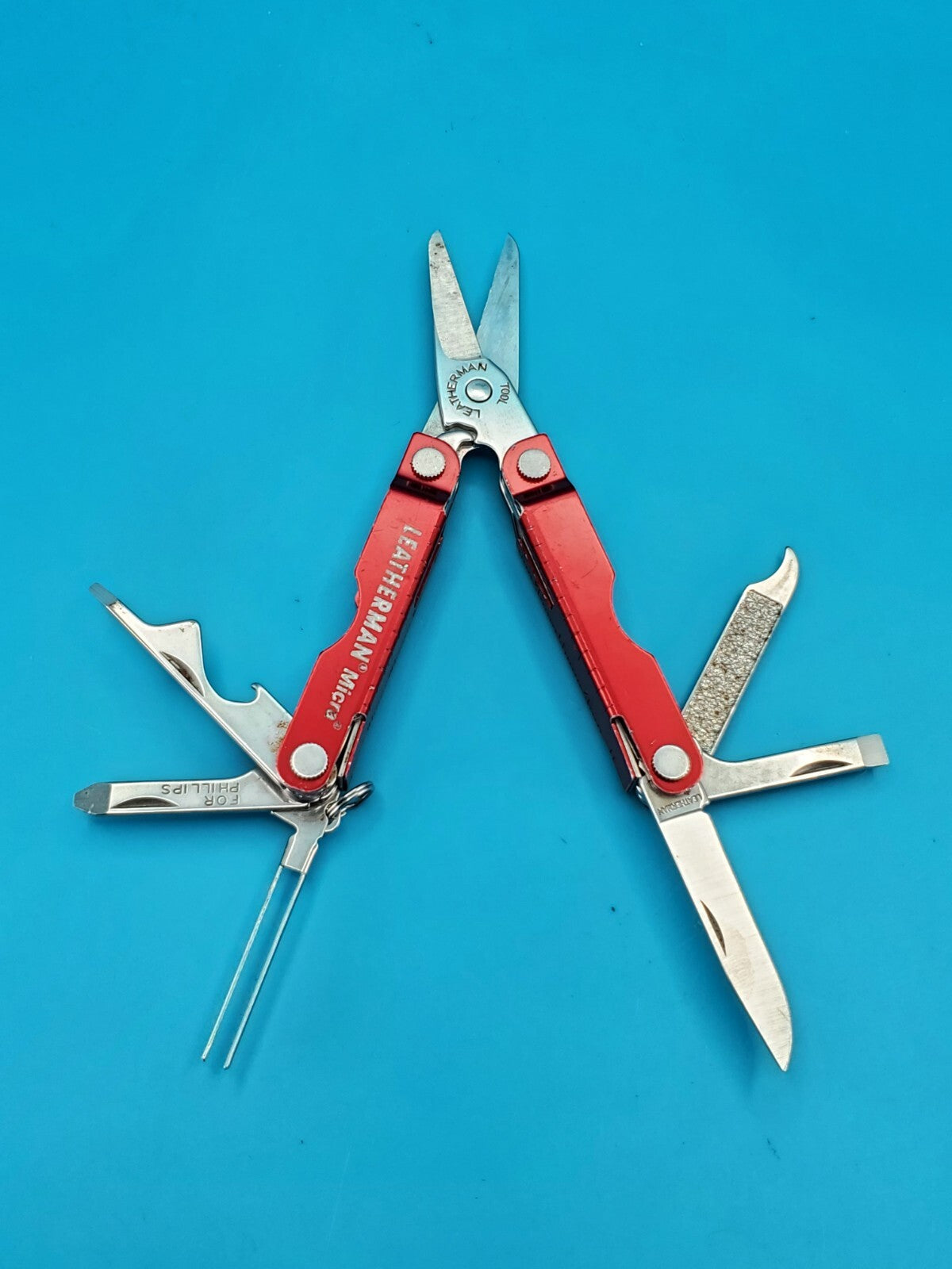 Leatherman Micra Multi-Tool, Knife, Scissors, Key Ring, Red!