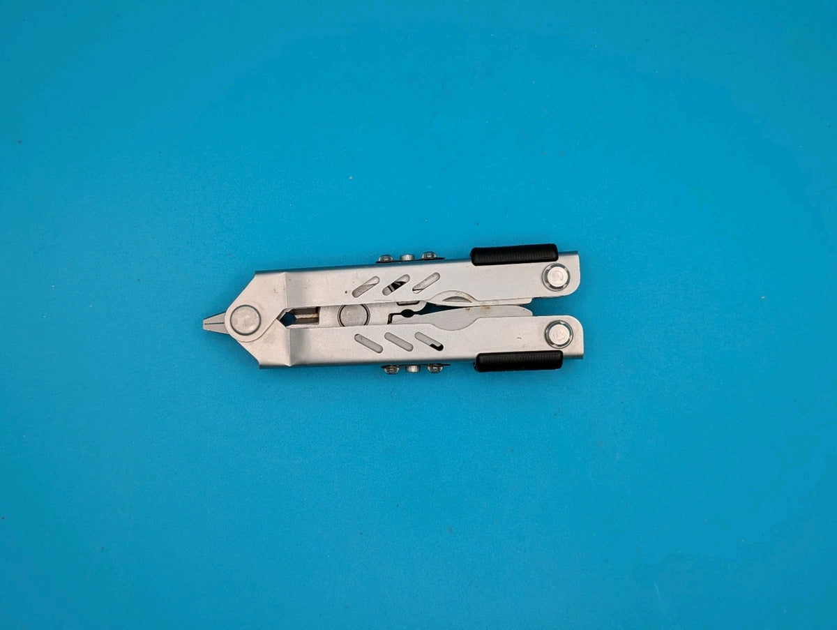 Gerber MP400 Compact Multitool Stainless Steel!