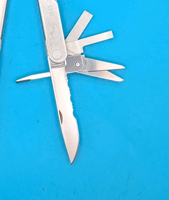 Leatherman PST 2 Multi Tool! 02/98 date stamp! Fast Shipping!