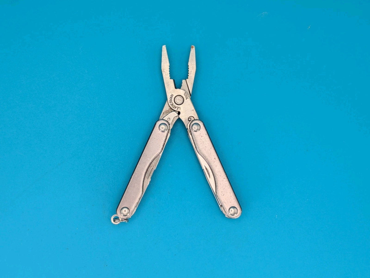 Leatherman Squirt P4 Multi-Tool, Key Ring, Retired, GRAY!