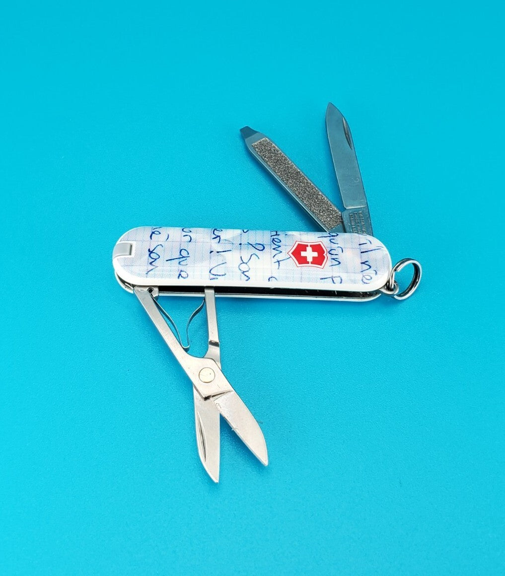 Victorinox Classic Limited Edition Script New Fashion 6 Swiss Army Knife! 58mm