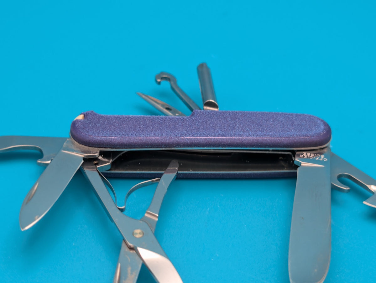 Victorinox Super Tinker Swiss Army Knife Multi Tool! Nebula Purple & Black!