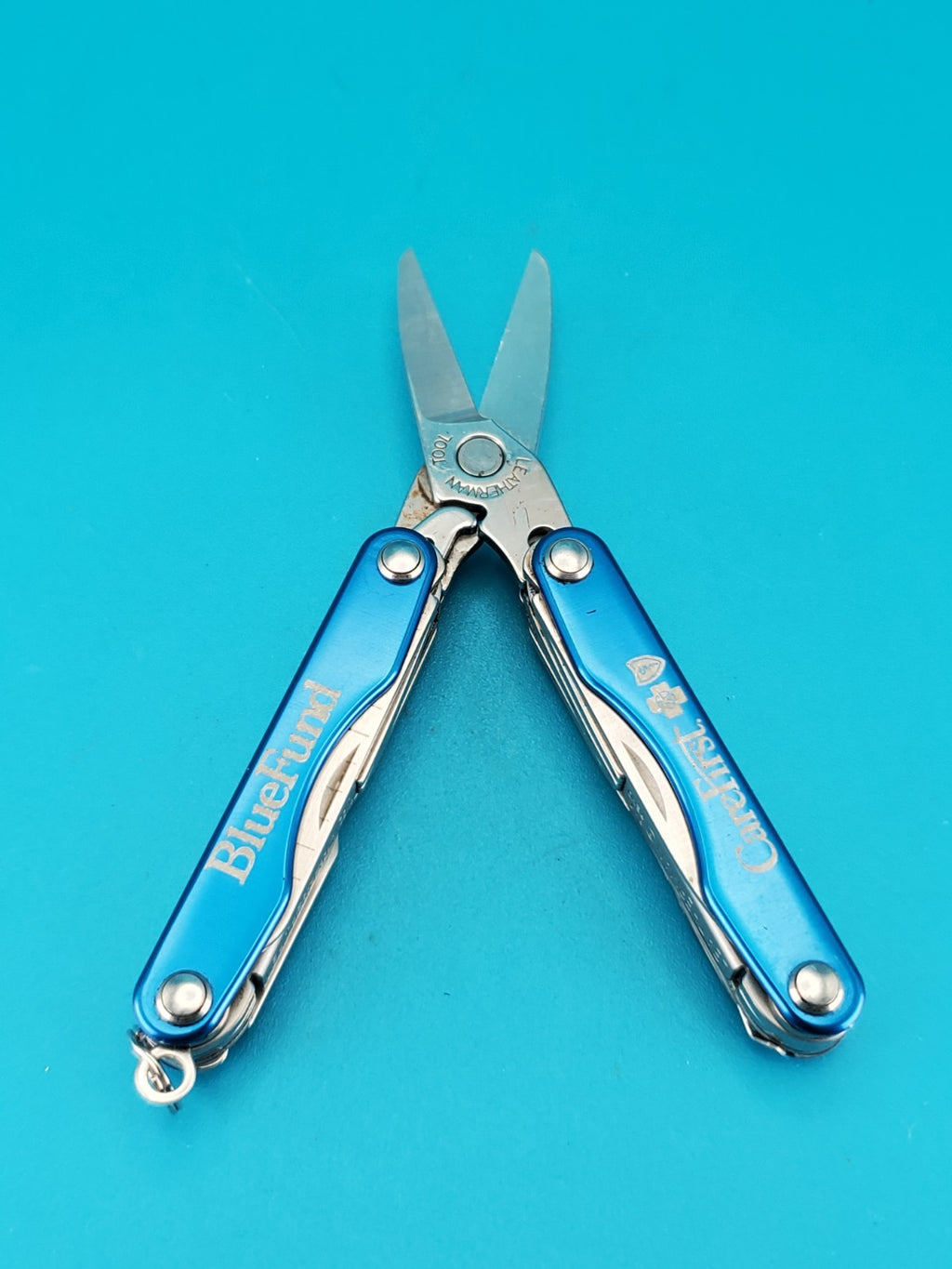 Leatherman Squirt S4 Multi-Tool, Key Ring, Retired, BLUE! CAREFIRST BLUEFUND