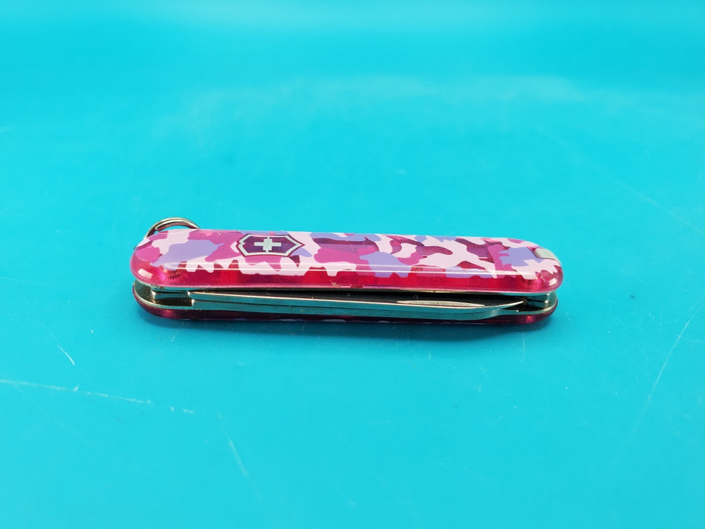 Victorinox Classic SD Swiss Army Knife 3 Tool Pocket Knife! PINK CAMO!