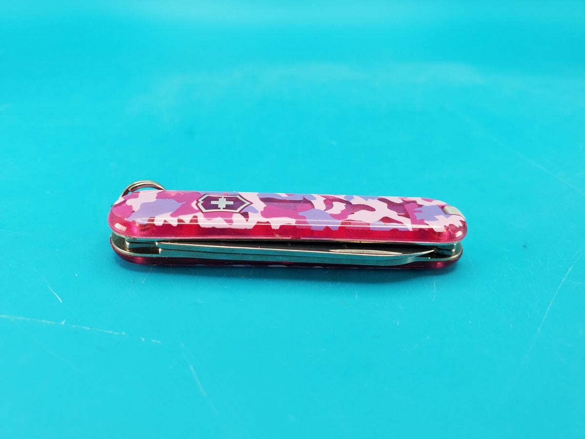 Victorinox Classic SD Swiss Army Knife 3 Tool Pocket Knife! PINK CAMO!