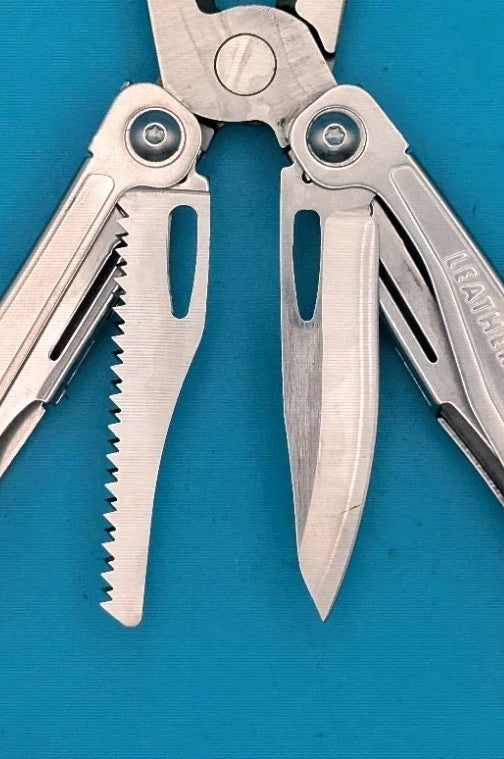 Leatherman Sidekick Multi-Tool, Knife, Pliers, Saw, Stainless!