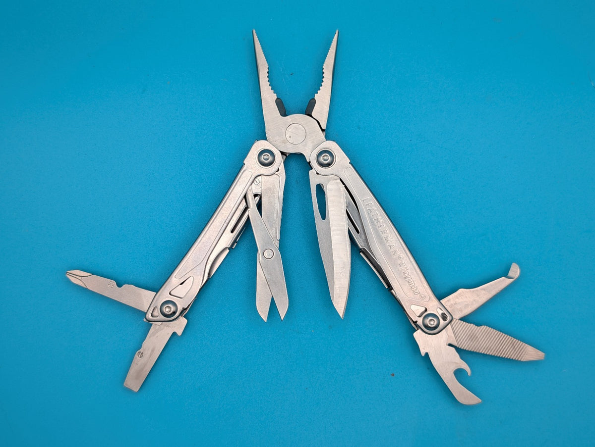 LEATHERMAN WINGMAN MULTI-TOOL! FAST SHIPPING!